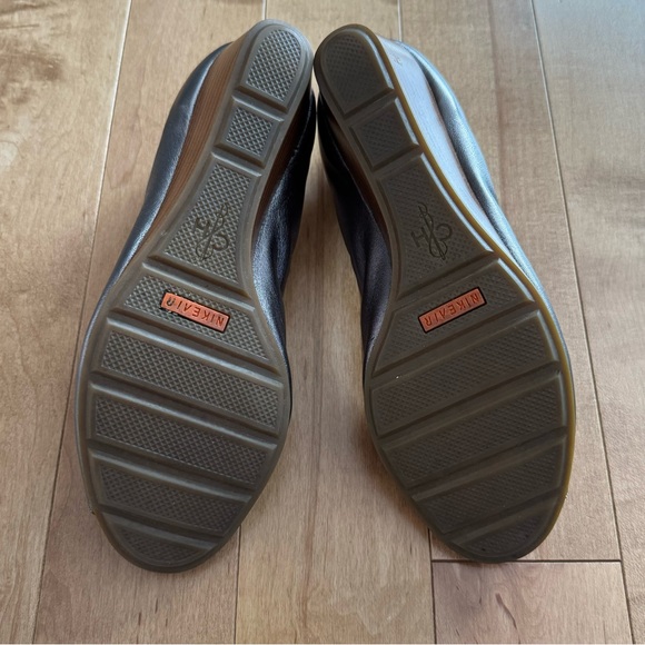 Cole Haan Leather Peep Toe Wedge Shoe - Picture 2 of 7